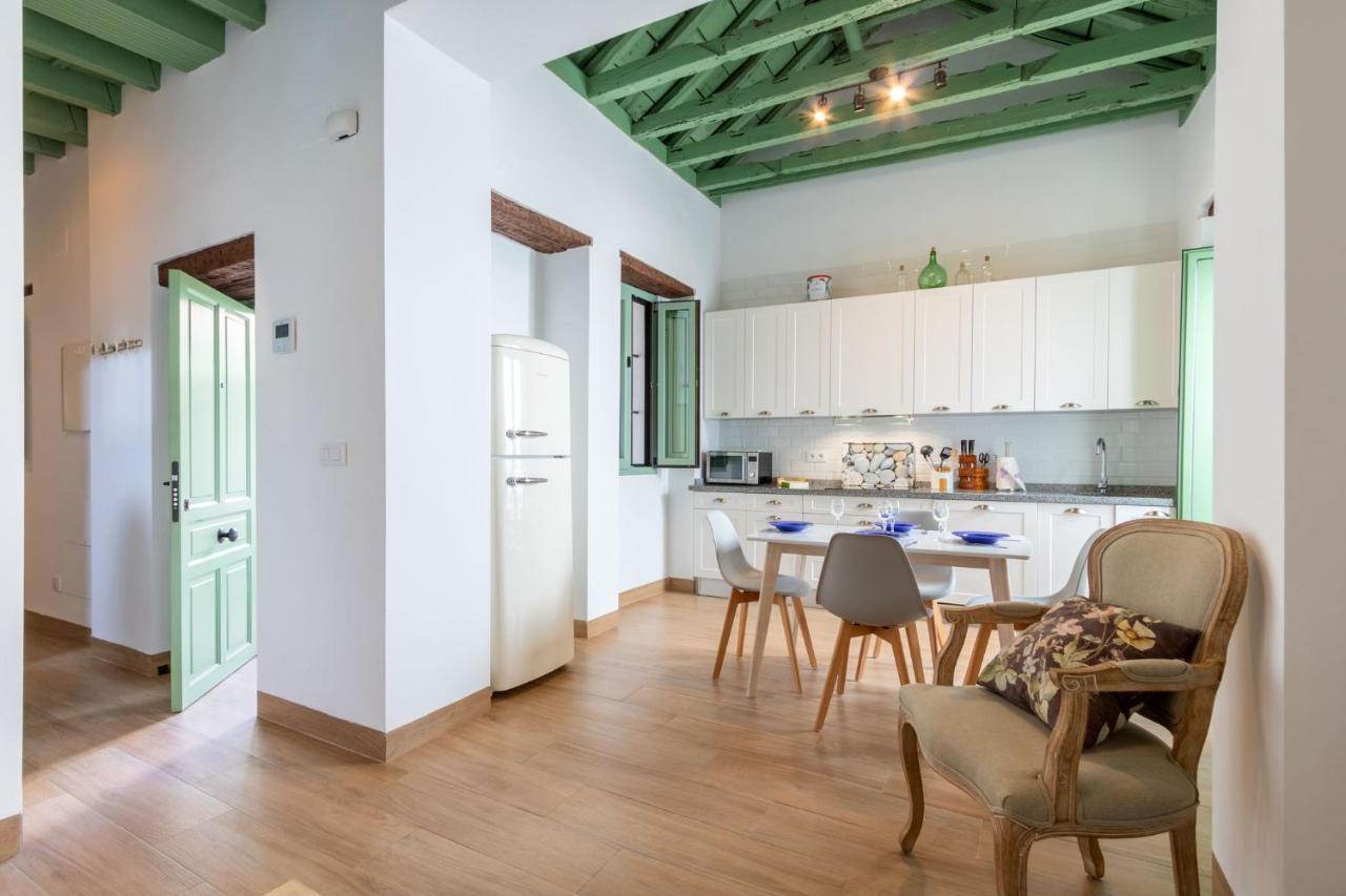 Charming Apartment At La Alameda Seville City Center By Ocityzen المظهر الخارجي الصورة